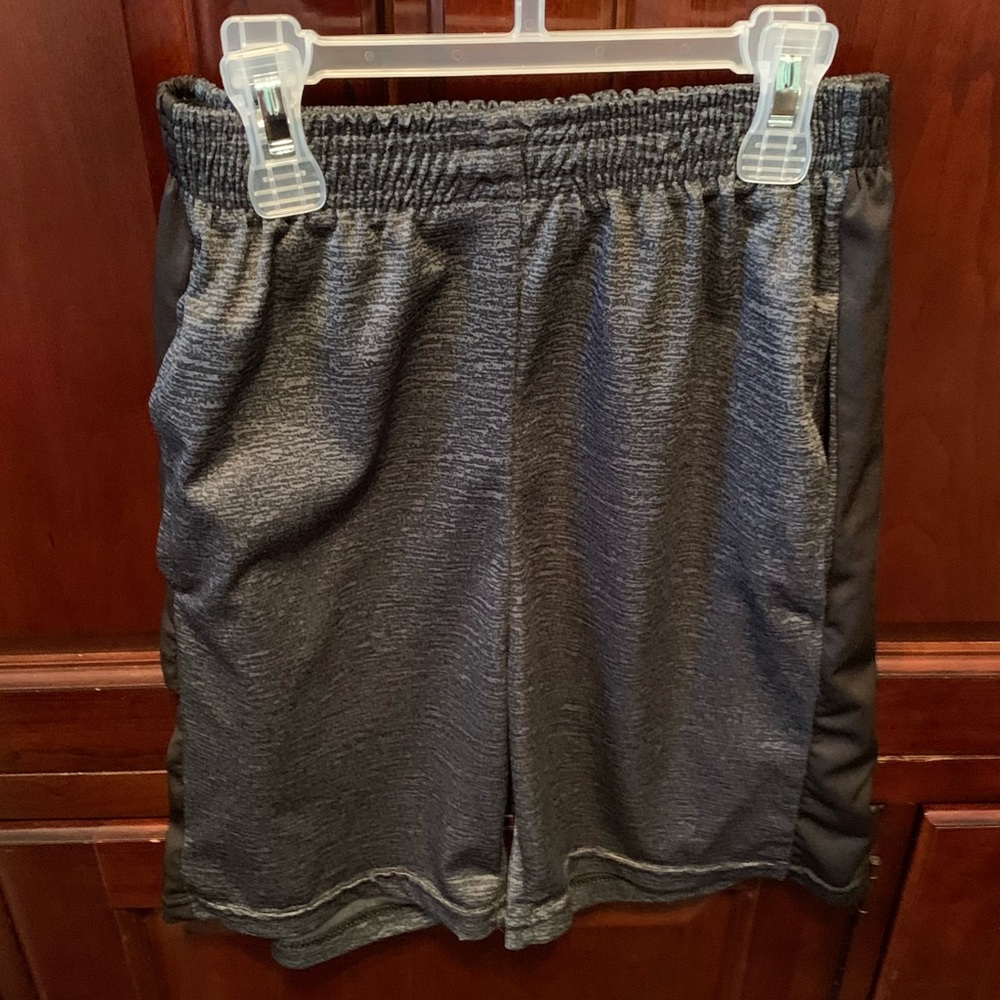 Boys Size 8 Basketball Shorts